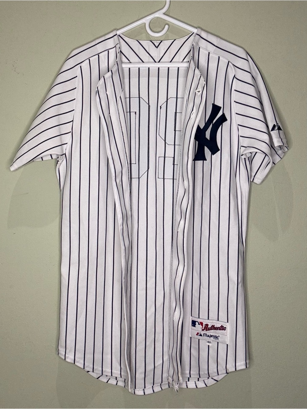 Jorge Posada New York Yankees Majestic Authentic home pinstripe jersey, size 40 - Picture 2 of 8